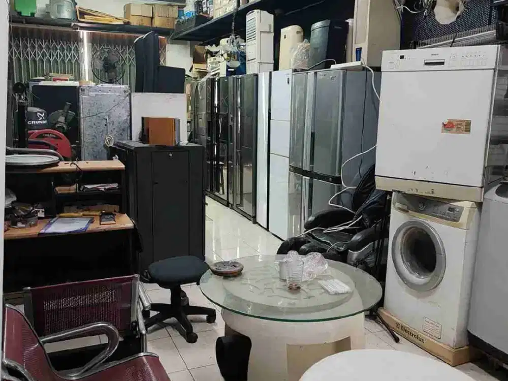Dijual Ruko 3 Lantai, Hadap Jalan Raya Paramount Center, Gading Serpong Tangerang