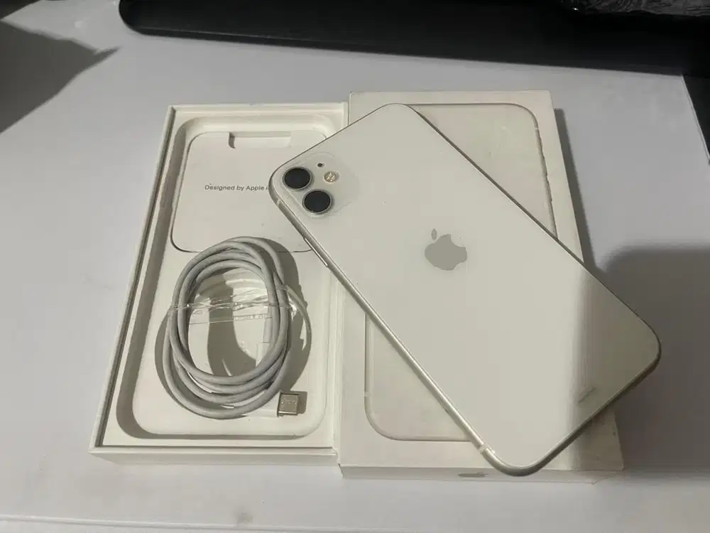 Iphone 11 64GB ibox fullset ori