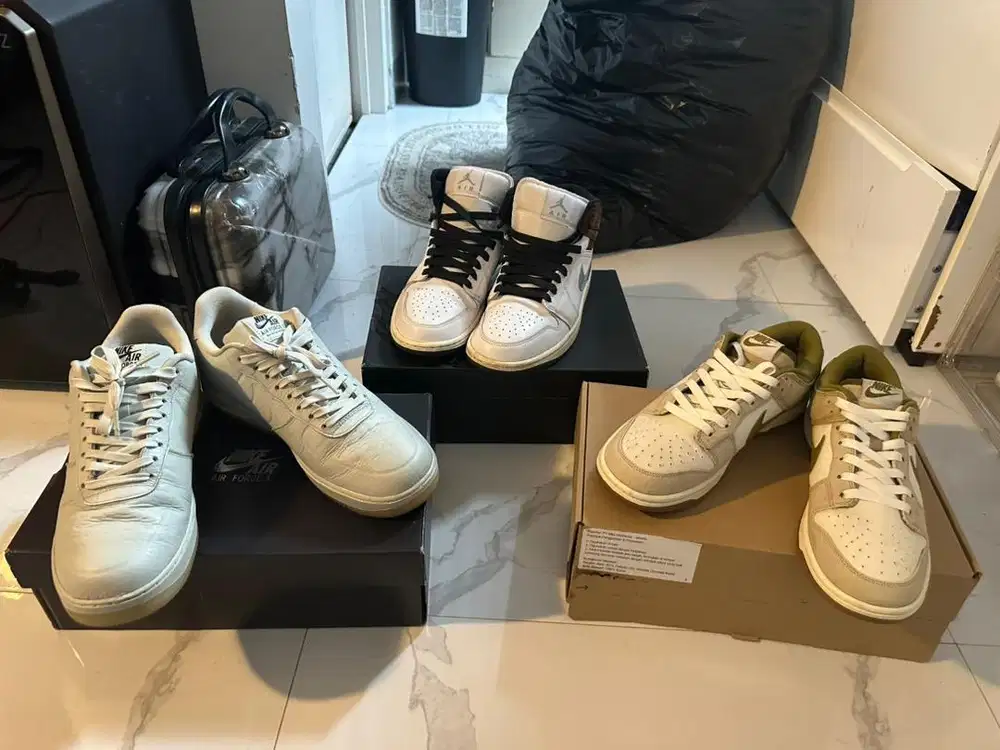 forsale sepatu nike original ukuran 42-42,5