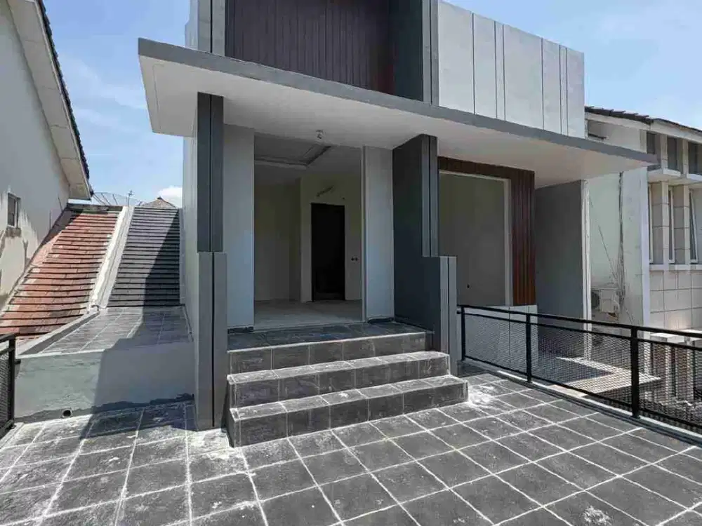 Dijual Rumah Baru Full Renov di The Green BSD City Tangerang