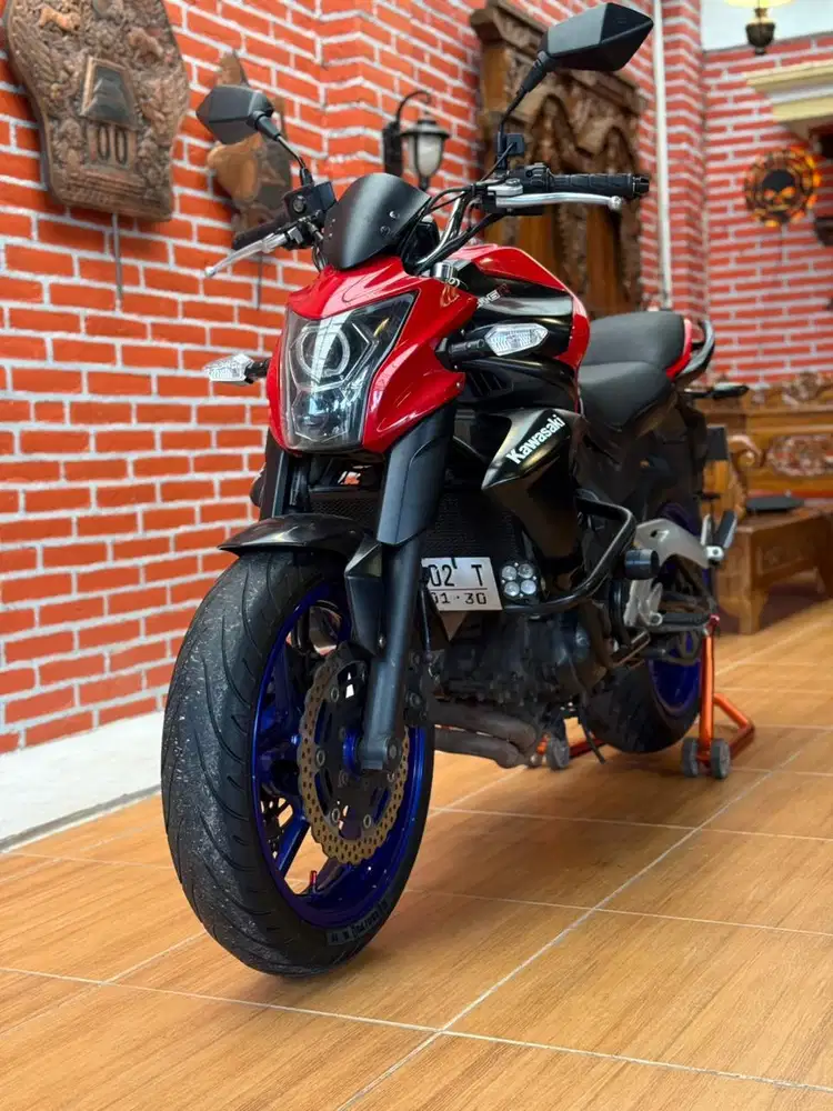 KAWASAKI Er6N VIN 2012 (RED EDITION)