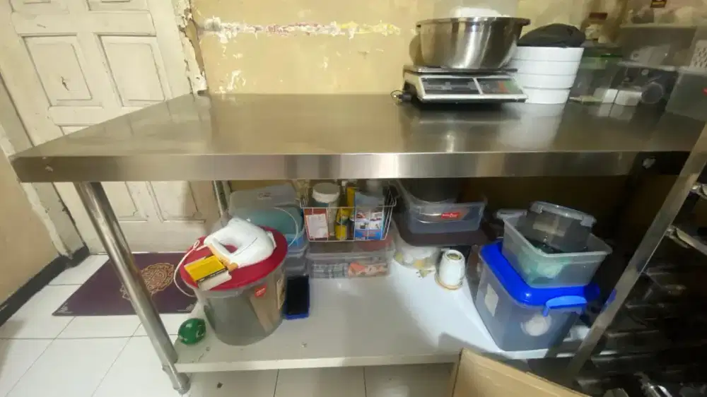 Meja Kerja / Meja Stainless