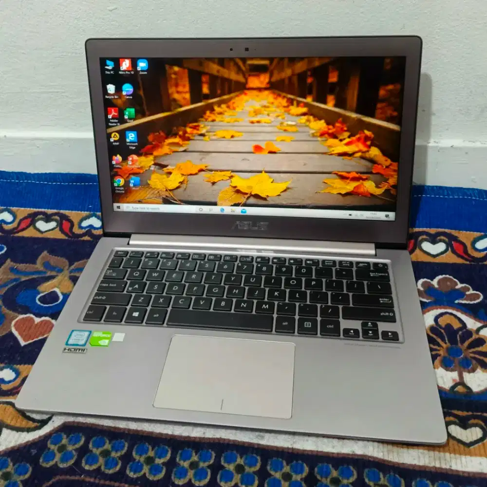 Asus zenbook UX303UB 13inch Nvidia core.i7 gen6 Ram8GB bogor