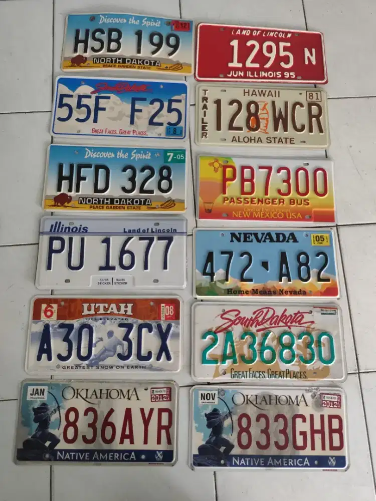 Jual Preloved 88 buah Nomor Plat Asli State USA