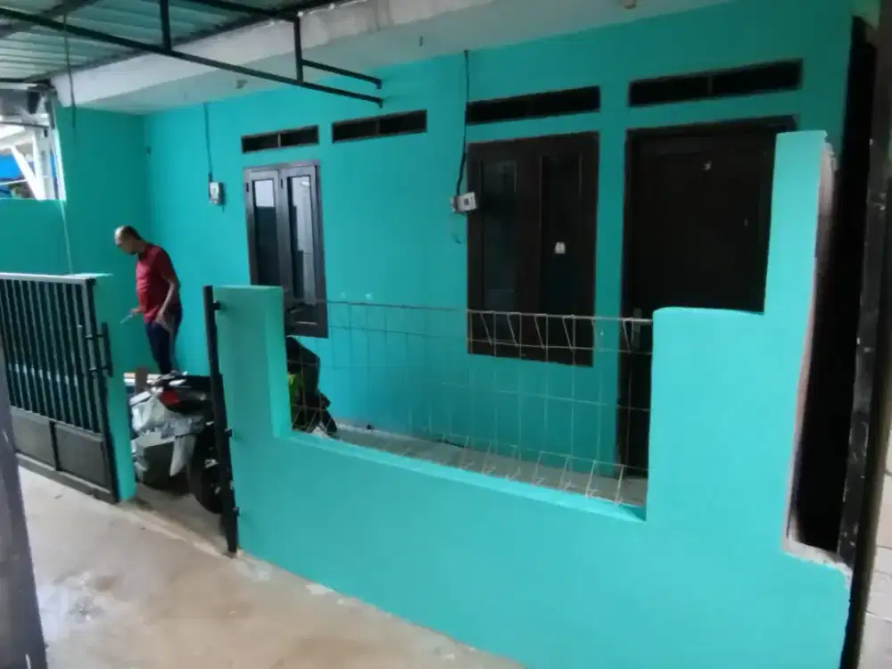 Di kontrakan tahunan