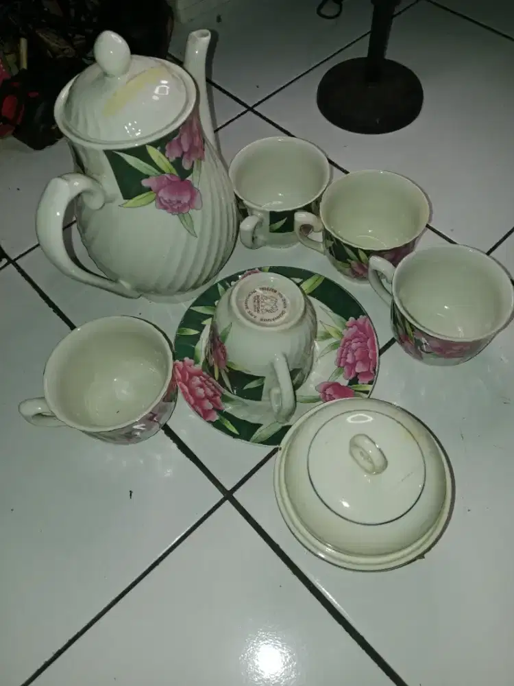 Dijual Tea Set Motif