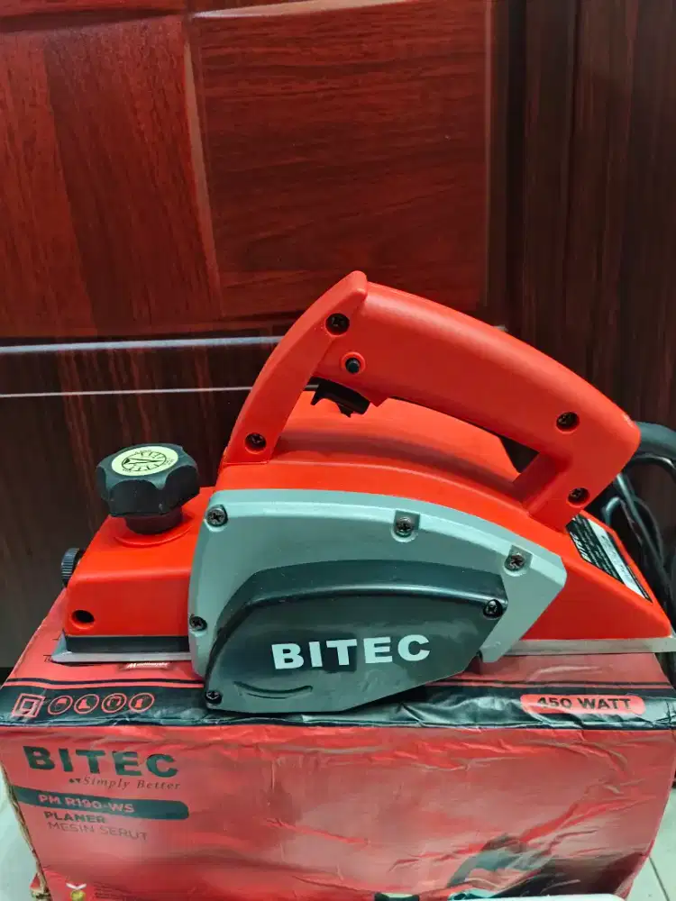 Mesin Planer BITEC / Mesin Serut BITEC