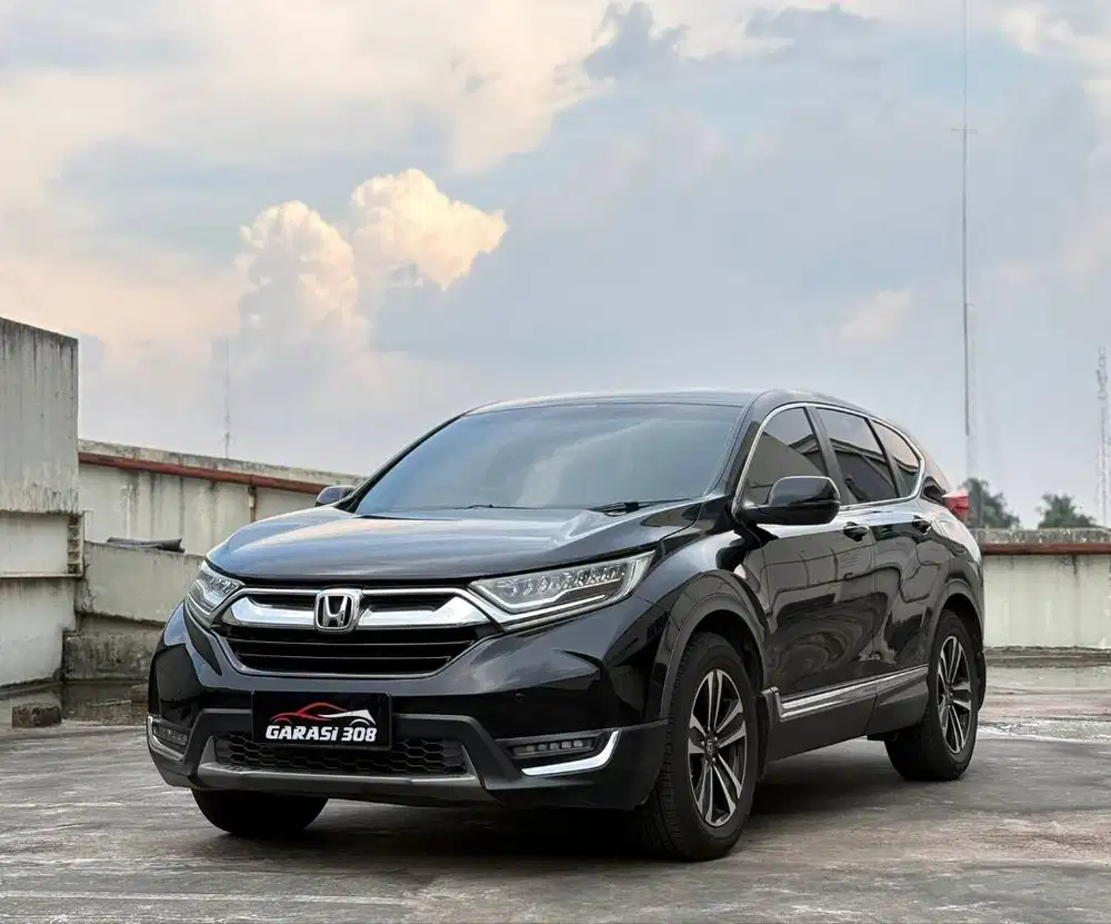Honda CRV Turbo Prestige 1.5 AT Warna Hitam Tahun 2018 KM 84rb