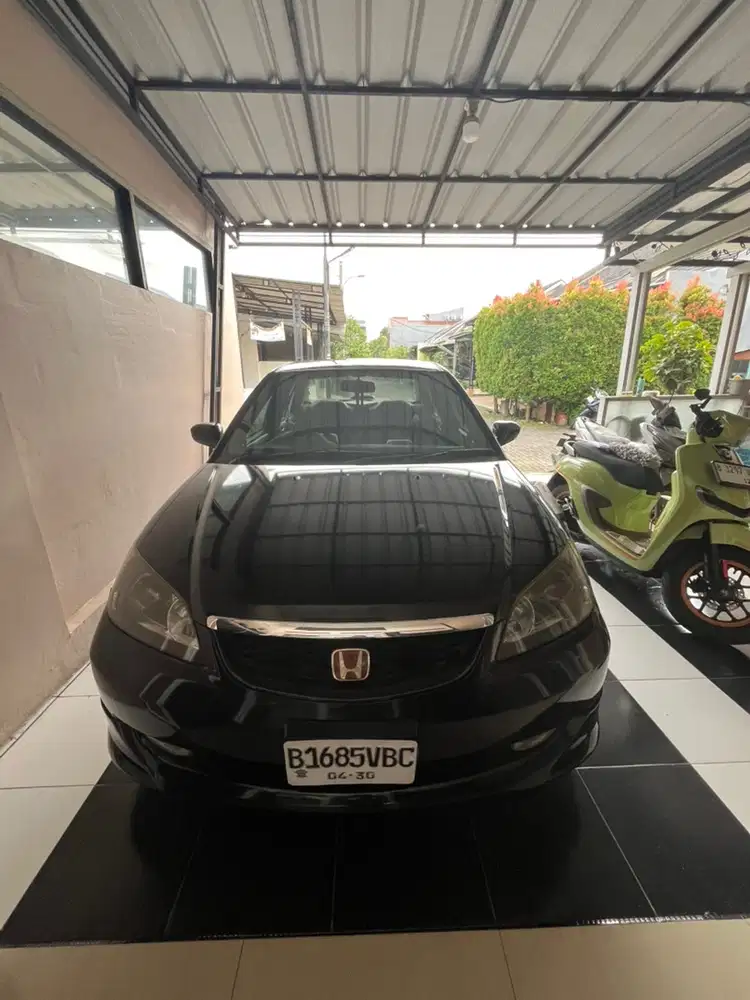 Honda Civic 2004 Bensin