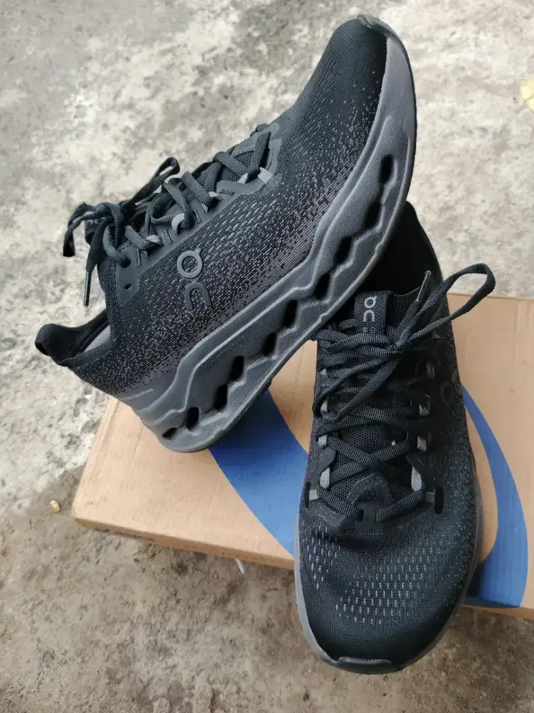 Jual sepatu onclod surper max black original size 42 bsa kirim byr cod