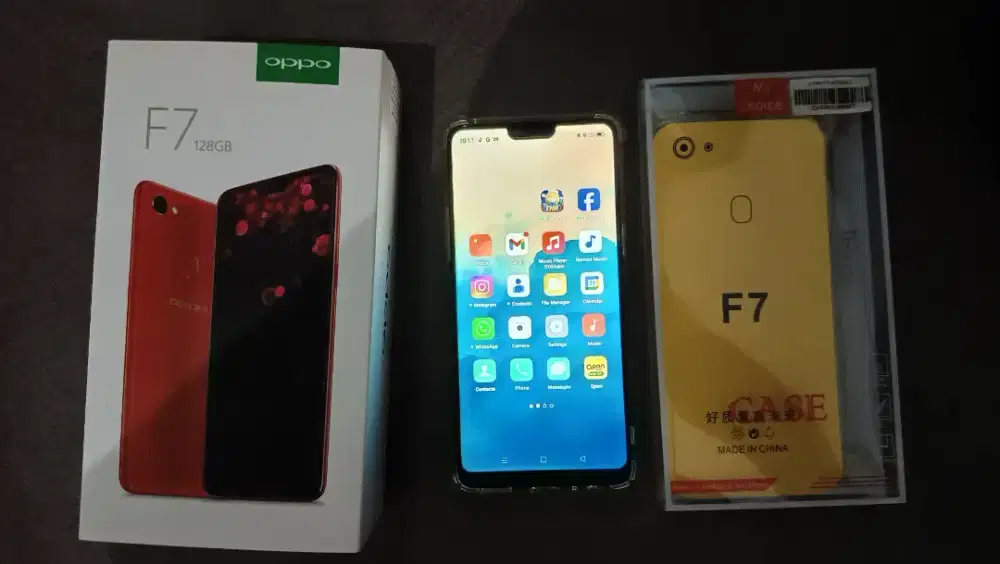 Oppo F7. Ram 6/128.