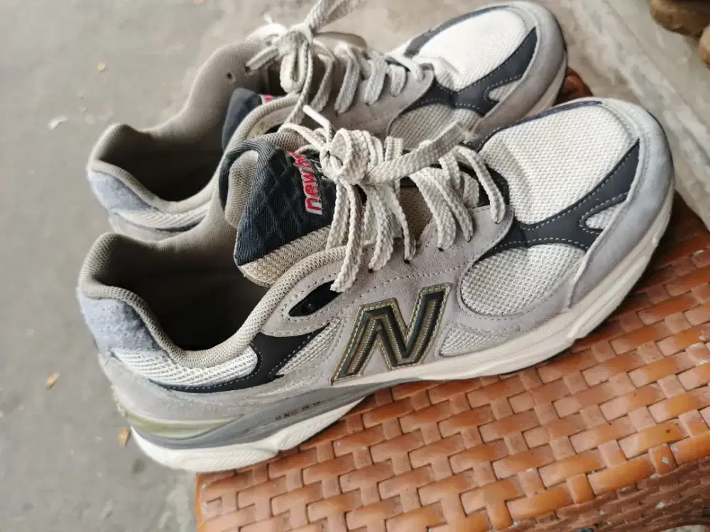 Jual sepatu nb USA original size 42 bisa kirim bayar cod d tempat