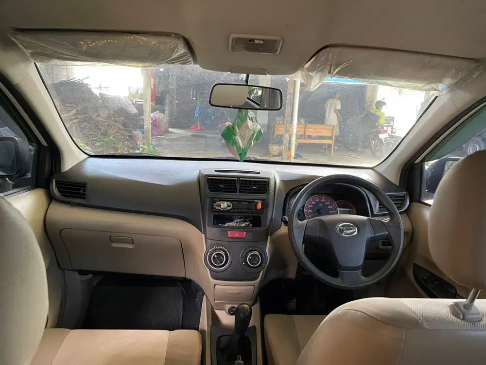Daihatsu Xenia 2012 Bensin