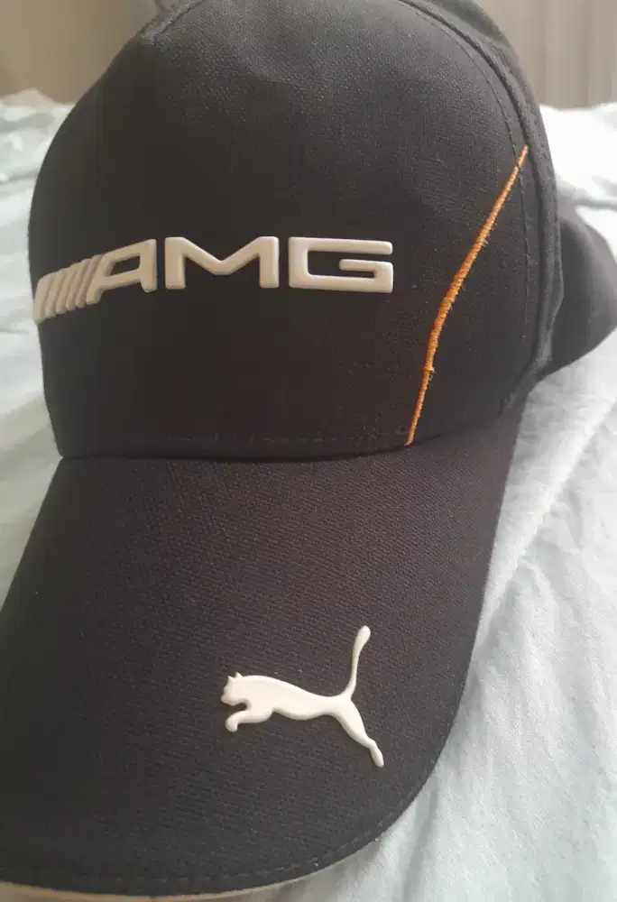 Topi PUMA Mercedes AMG MotorSport Cap in PUMA Black Kondisi 75%