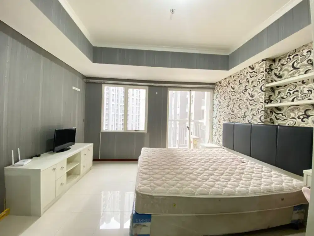 STUDIO furnish Murah Apt.Royal Mediterania Garden dekat Central Park