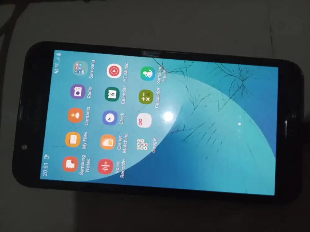 Galaxy j7 core retak