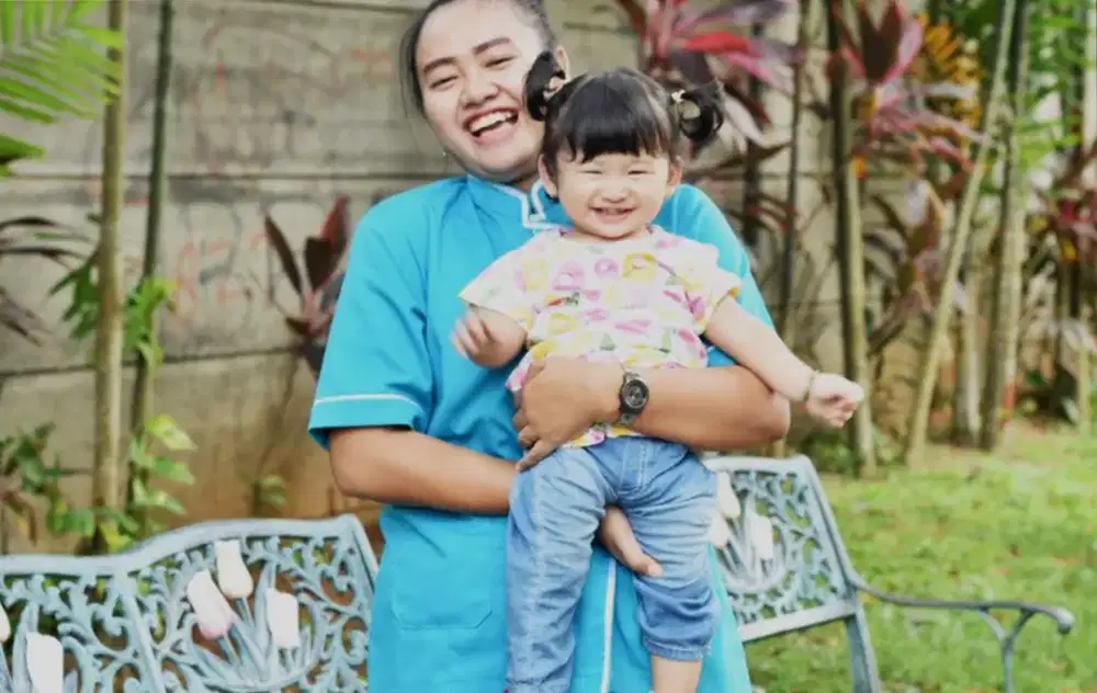 PENGASUH ANAK / SUSTER