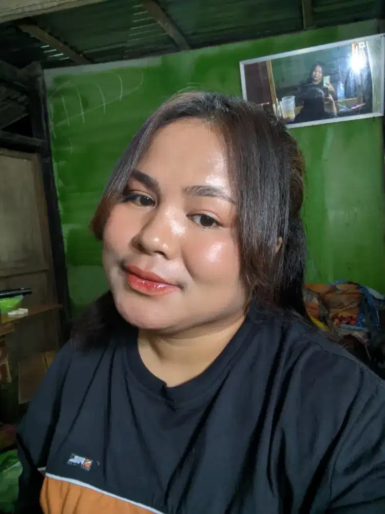 Sangat butuh pekerjaan (yang halal)