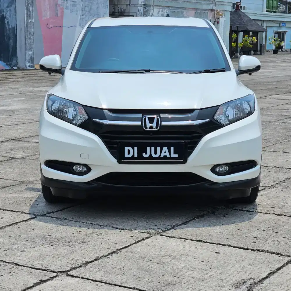 Honda hrv 2018 at km 40 ribuan camera 360 km 40 ribuan record antik