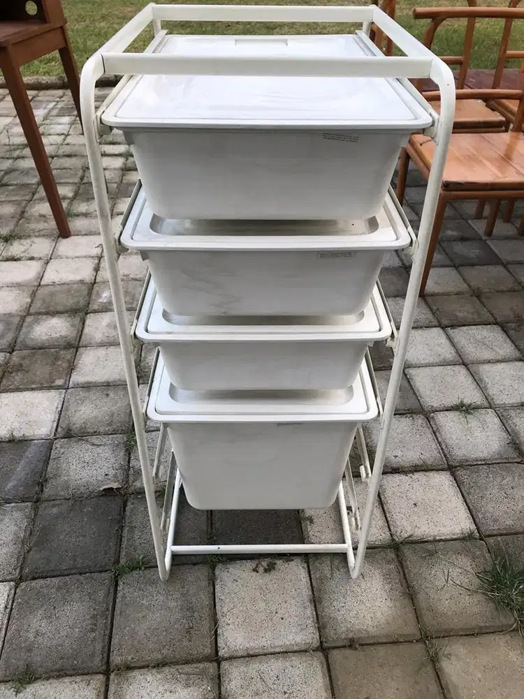 Rak ikea algot in good condition