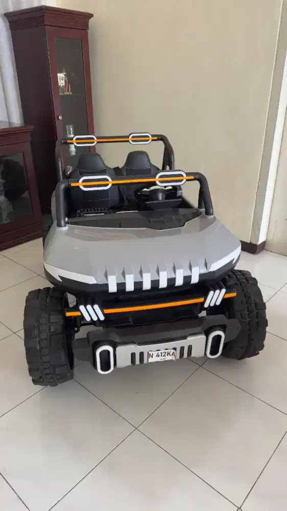 Mobil Aki Exotic Jumbo 4 dinamo Like New