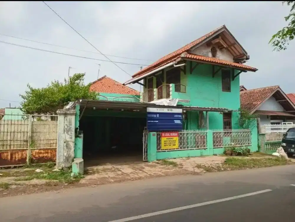 1 Rumah (1 lantai) dan 1 Ruko (2 lantai)