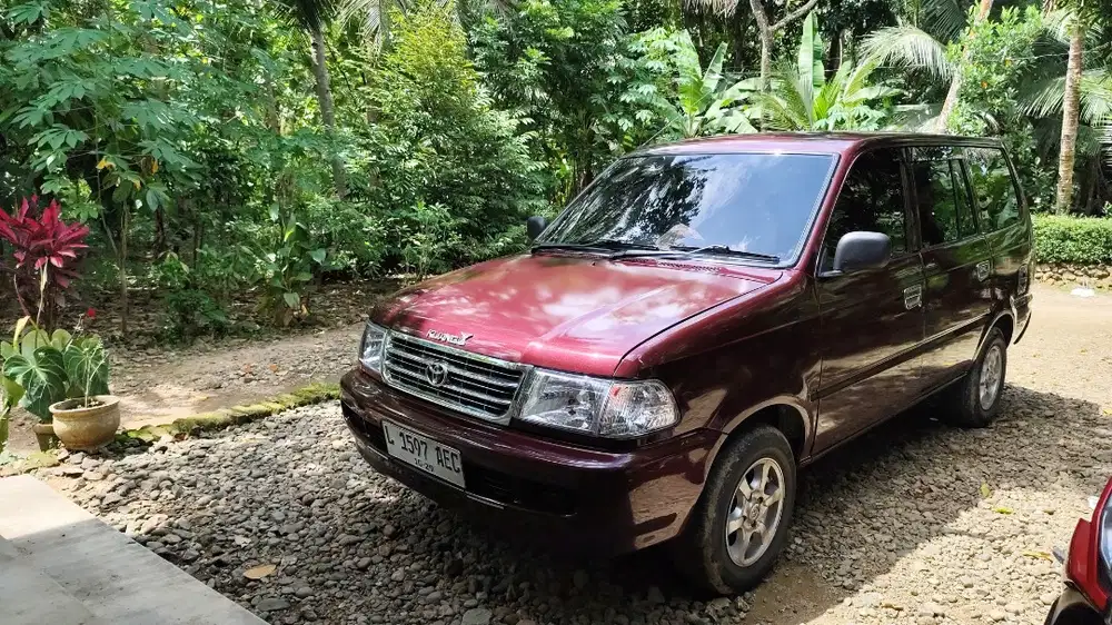 Dijual Mobil Kijang LSX EFI 2002