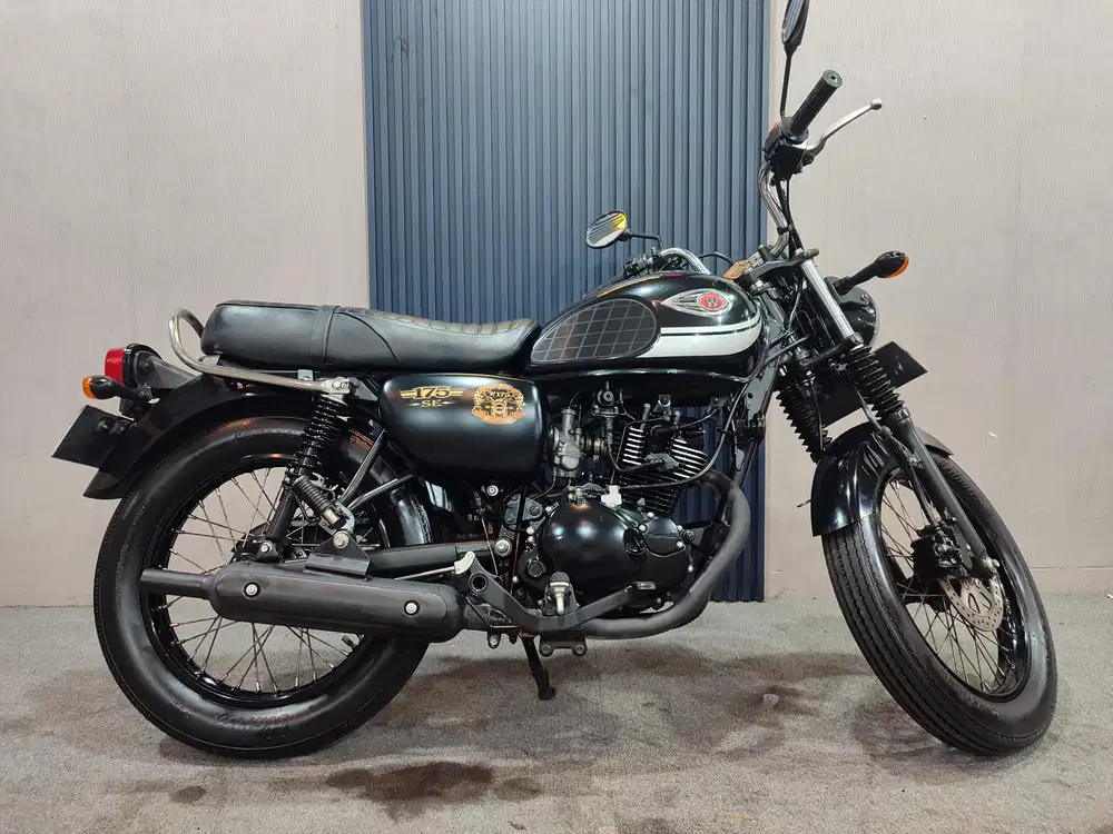 KAWASAKI W175 hitam 2019 SE istimewa mulus terawat siap pakai...