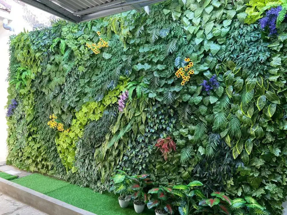 Vertical garden surabaya
