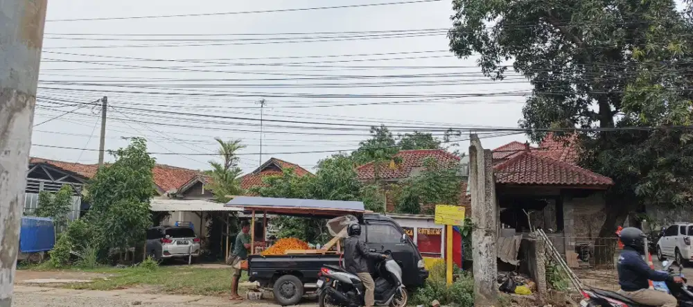 FOR SALE!!!
1 Rumah dan warung