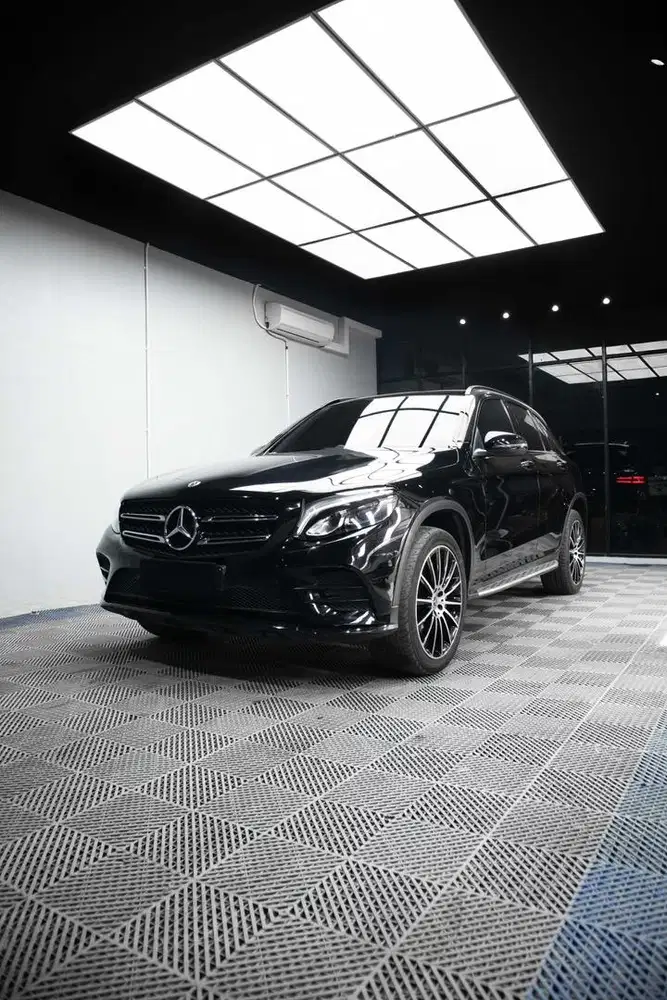 MERCEDES BENZ GLC200 NIGHT EDITION 2020 AMG MERCY 2019 GLC 200