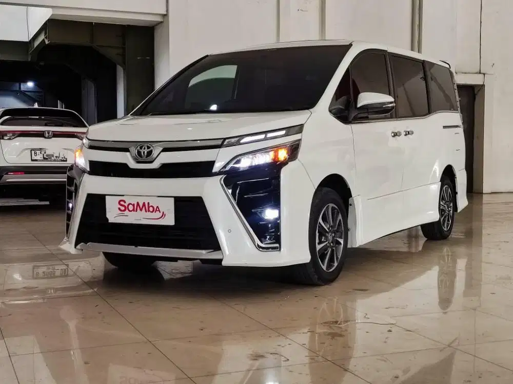 TOYOTA VOXY 2.0 MATIC 2019..
