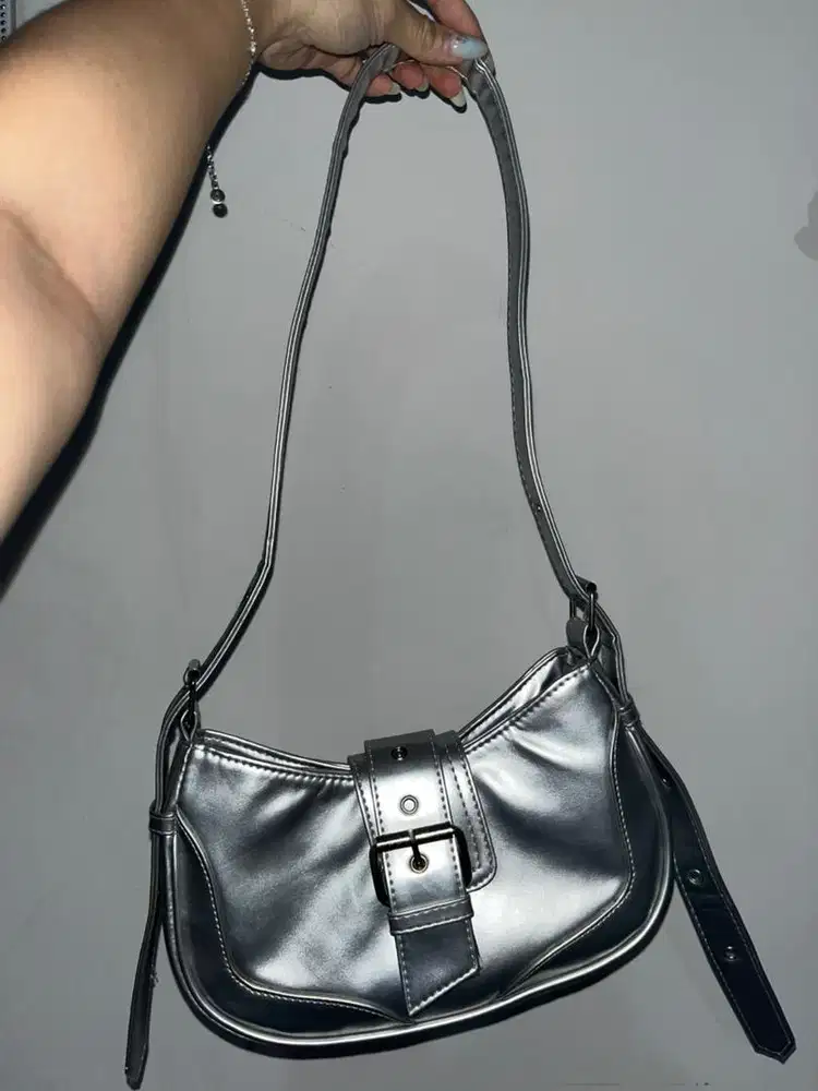 Tas Pesta Silver
