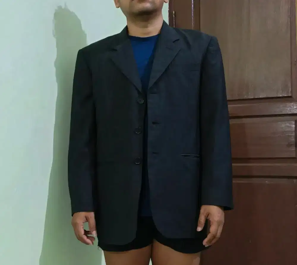 Jaa hitam formal