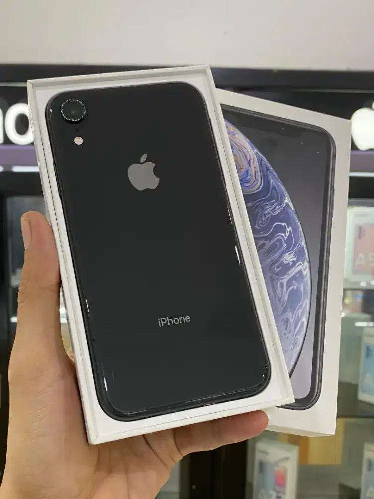 2nd : Iphone XR 128gb ibox murah