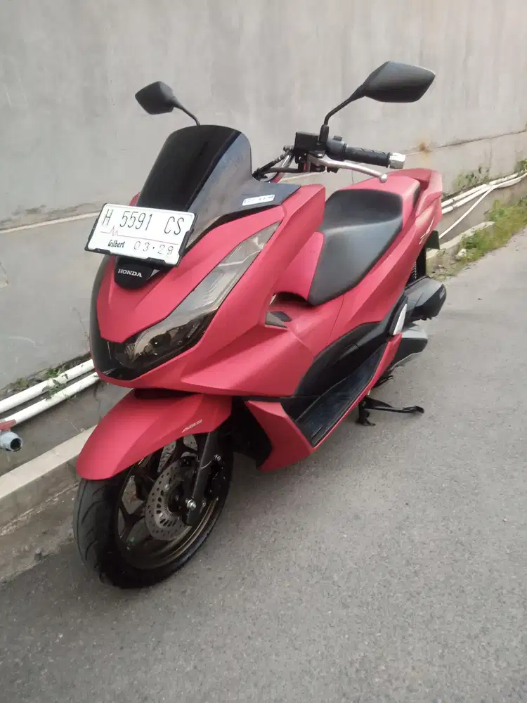 Honda PCX ABS 2024 merah