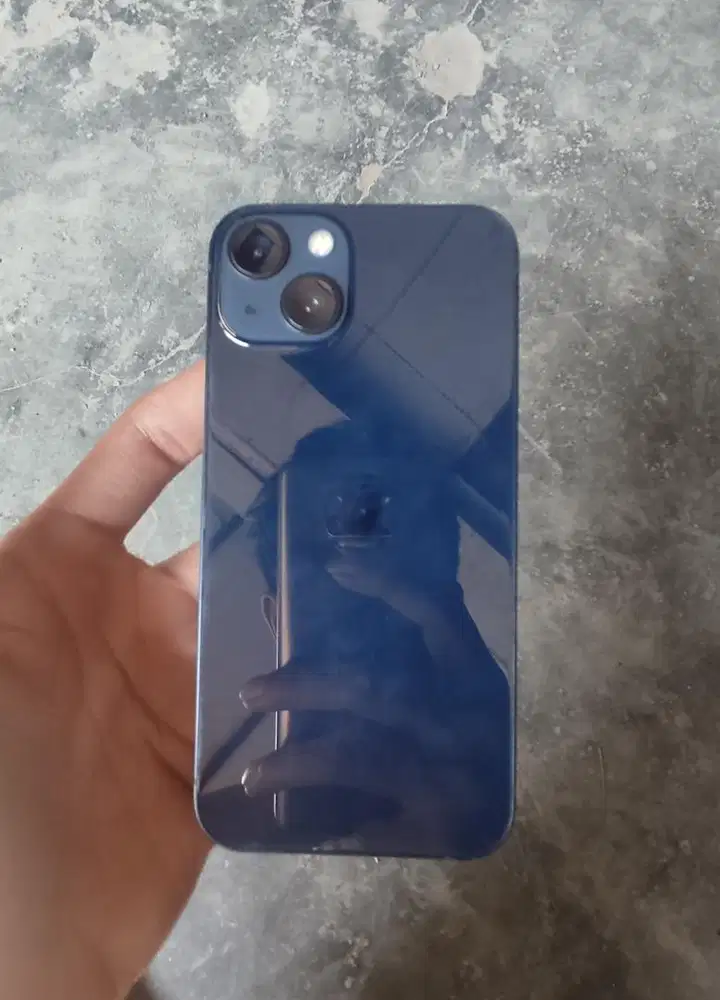 ip 13 midnight 128gb ibox/GDN fullset gar on smpe okt 7jt nego bensin