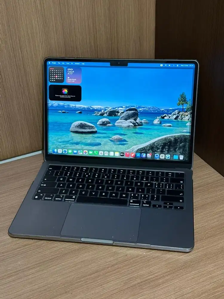 MacBook Air M3 256GB RAM 16GB CC45 Only