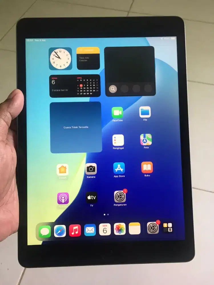 iPad Gen 8GB Wi-Fi 32GB Normal Mulus Bebas Reset