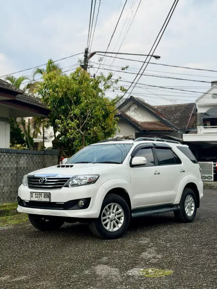 Fortuner G VNT Diesel 2014 (Istimewa Low KM)