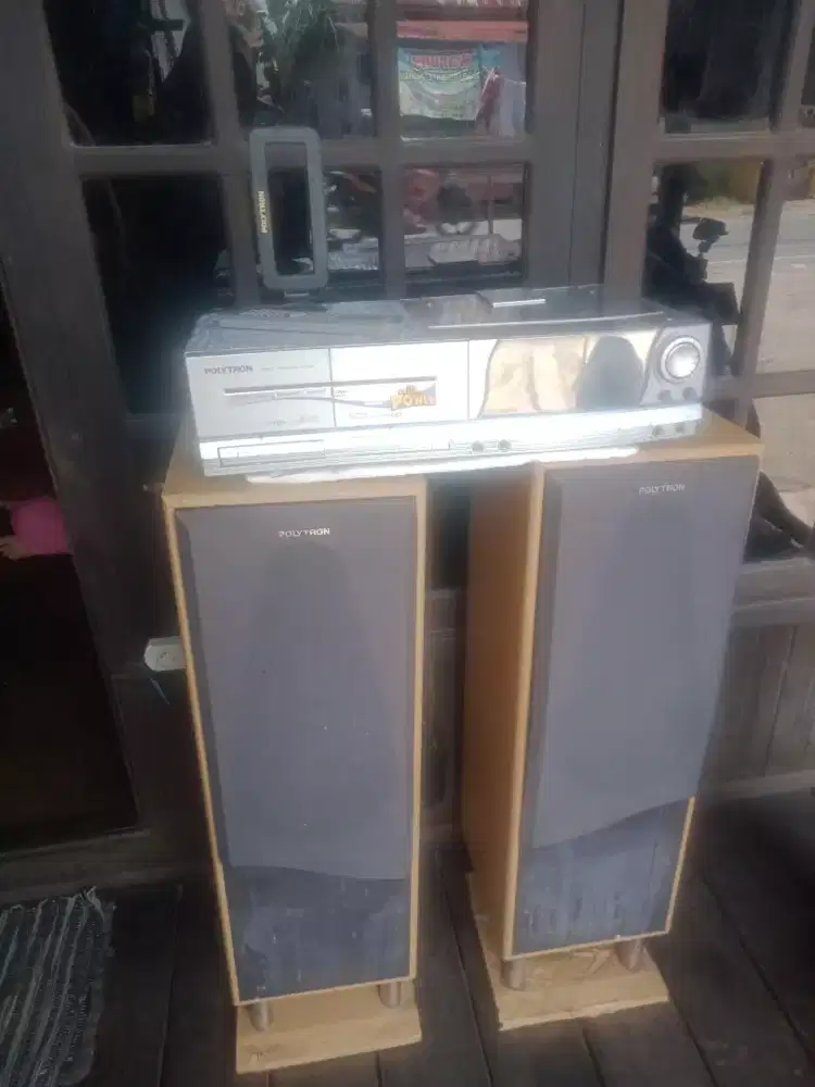 Polytron Bing band antik jadul