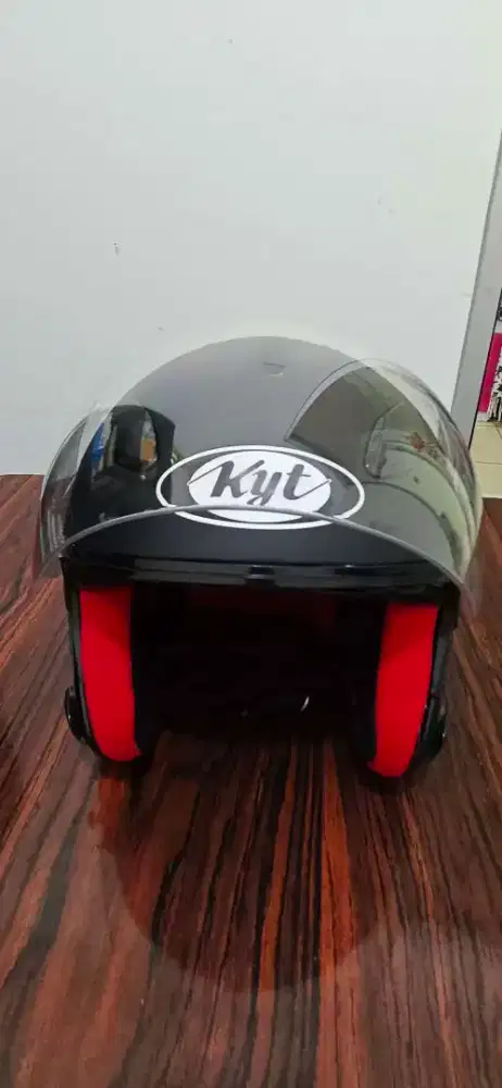 Helmet KYT ukuran XXL