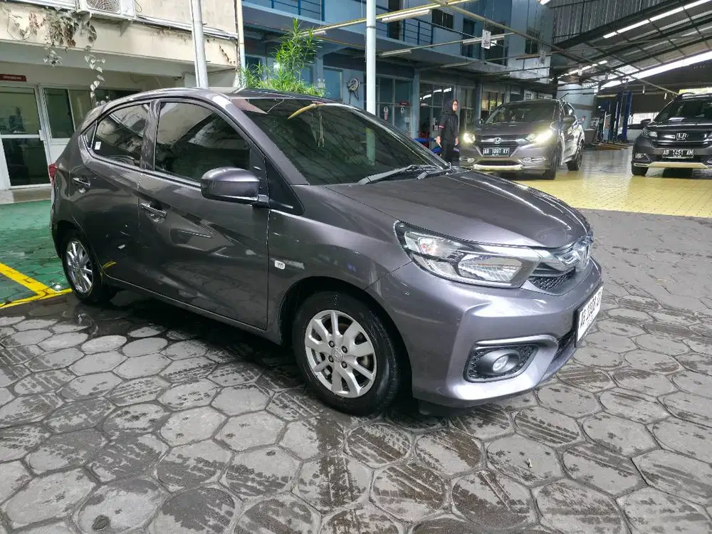 Honda BRIO E CVT Istimewa Km Rendah milik sendiri