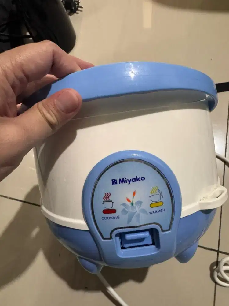 Miyako Magic Com Rice Cooker MCM-606A