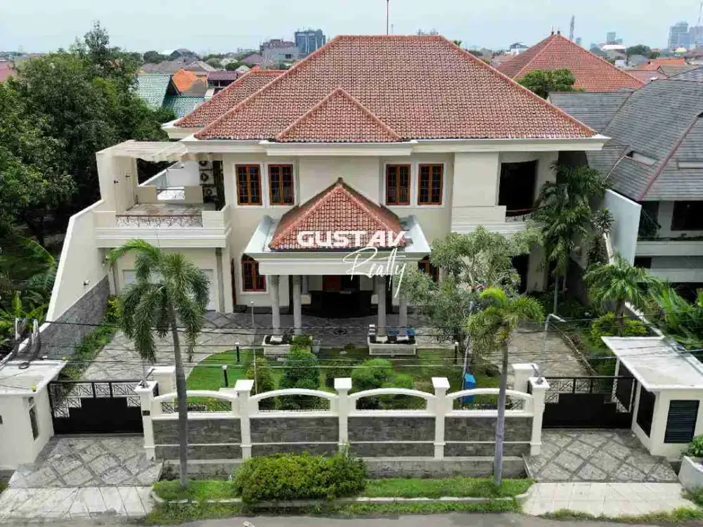 RUMAH BESAR CLASSIC EROPA MARGOREJO INDAH 1.000m² MARMER