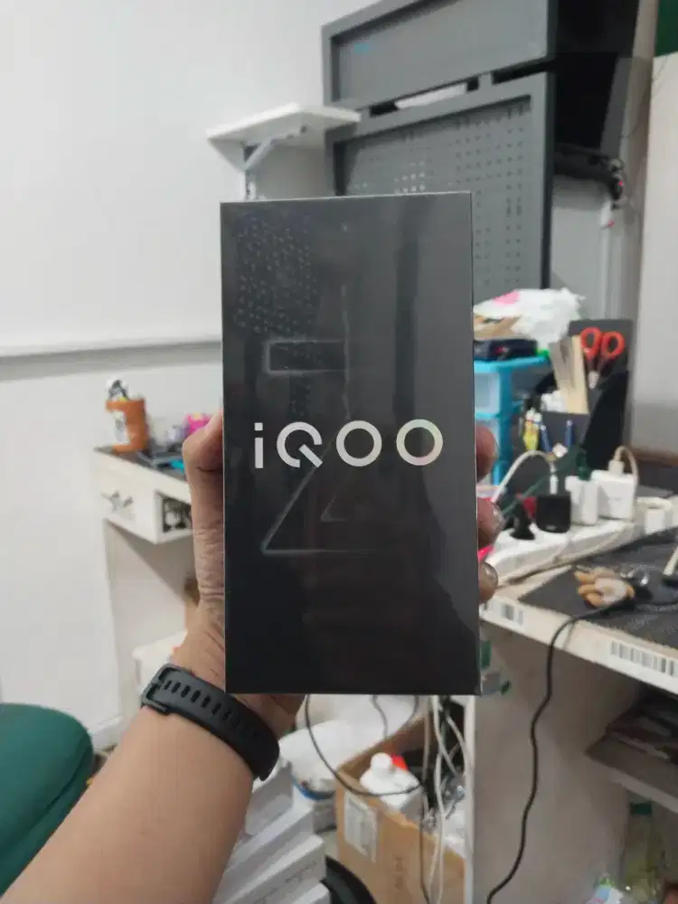 IQOO Z10R 5G 8/256 Neww