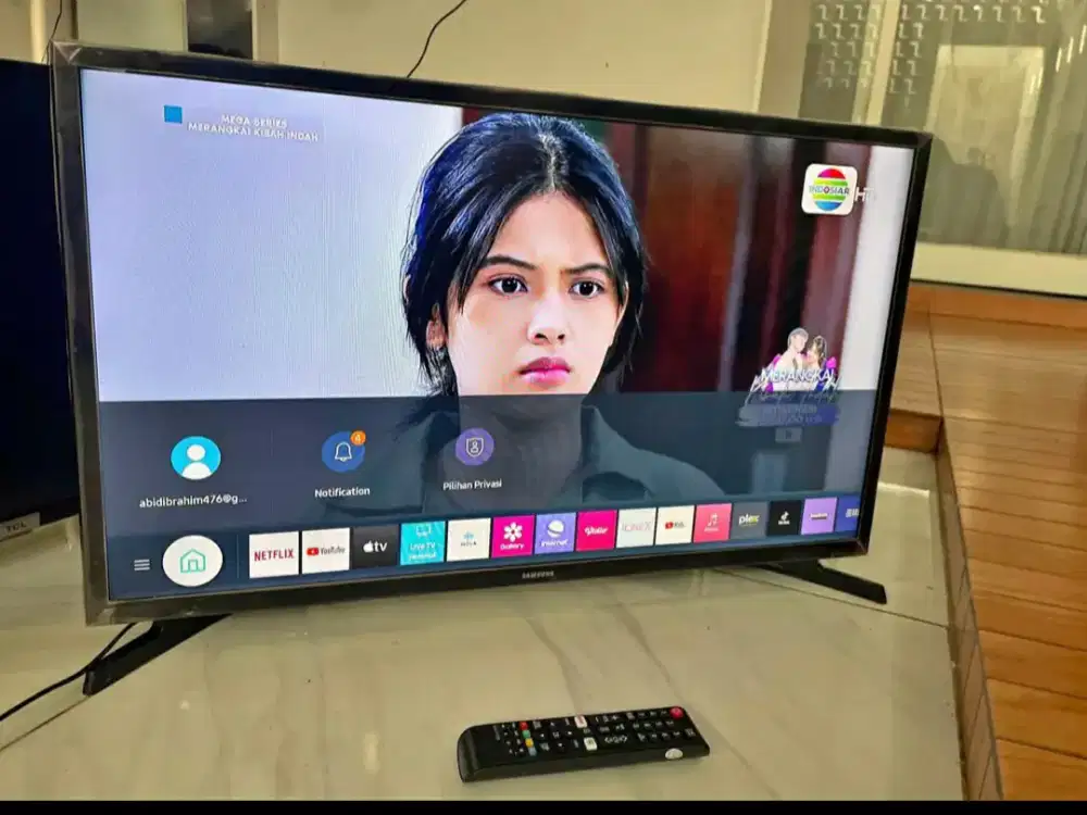tv SMART samsung 32 inch