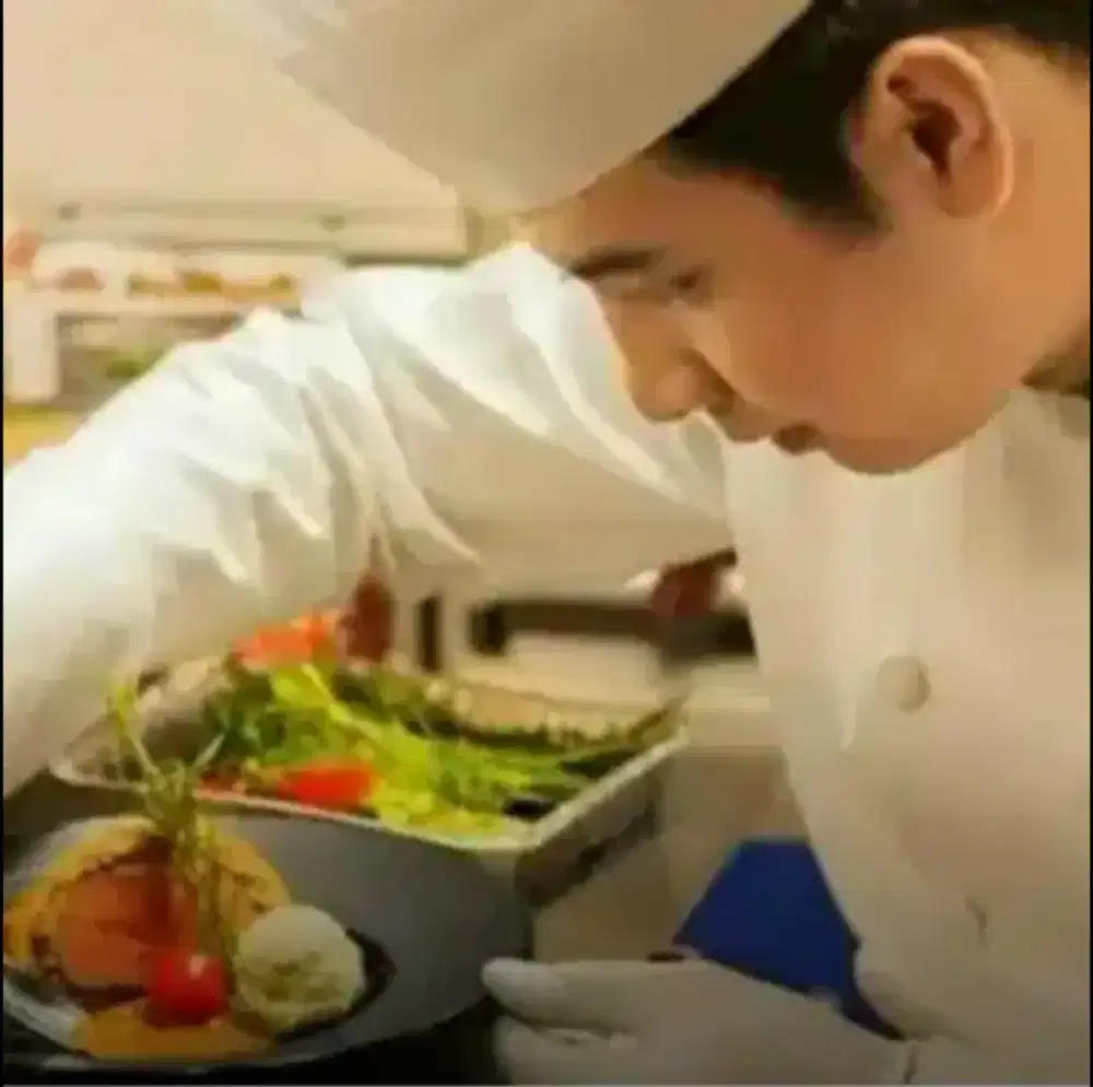 BTUH KERJA SBG CHEF/KOKI ATAU HEAD CHEF