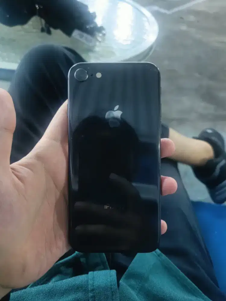 iPhone 8 Gratis Sepatu Original Like New