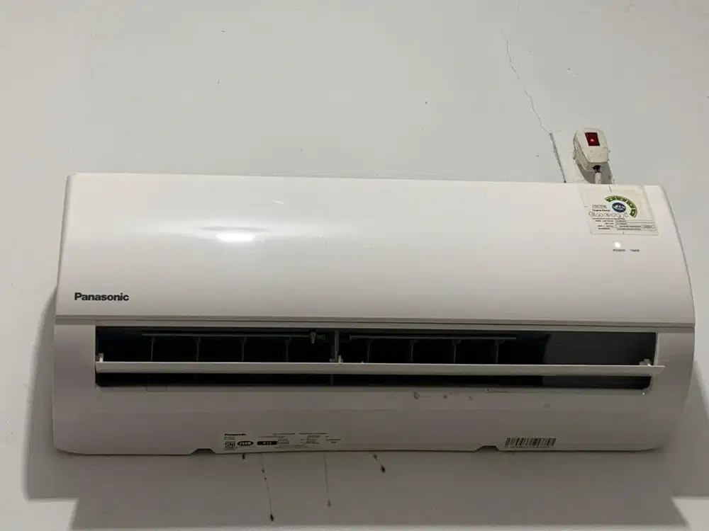 ac panasonic 1/2 pk masi bagus
